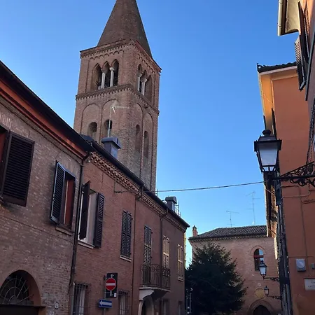 Casadifina Apartament Ferrara